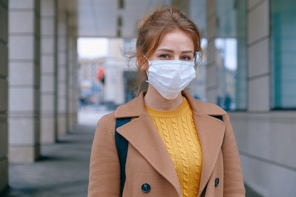 Wearing Wholesale Face Masks in Coronavirus Pandemic