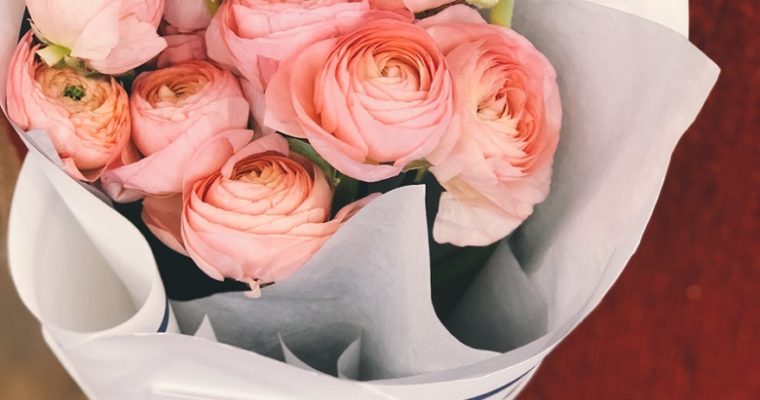 6 Elegant Flowers for Your Valentine That Will Fill Instant Charm in Their Relationship