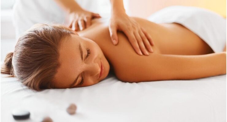 How Can a Massage Relieve you from Neck and Back Pain?