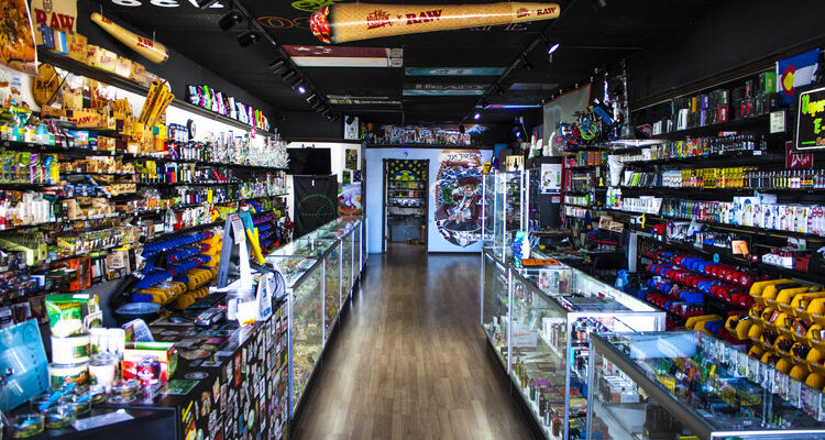 How to Identify a Good Canada Head Shop Online
