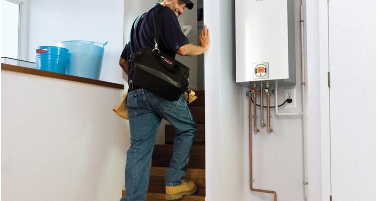 How Professionals Install a Water Heater Securely!