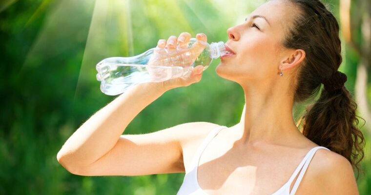 7 Types Of Water Bottles With Their Pros And Cons