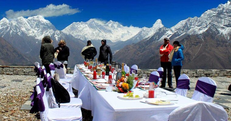 How to take Benefit of Everest Base Camp Helicopter Tour?