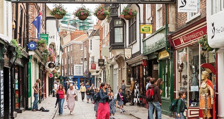 The Best Shopping Stores in the UK