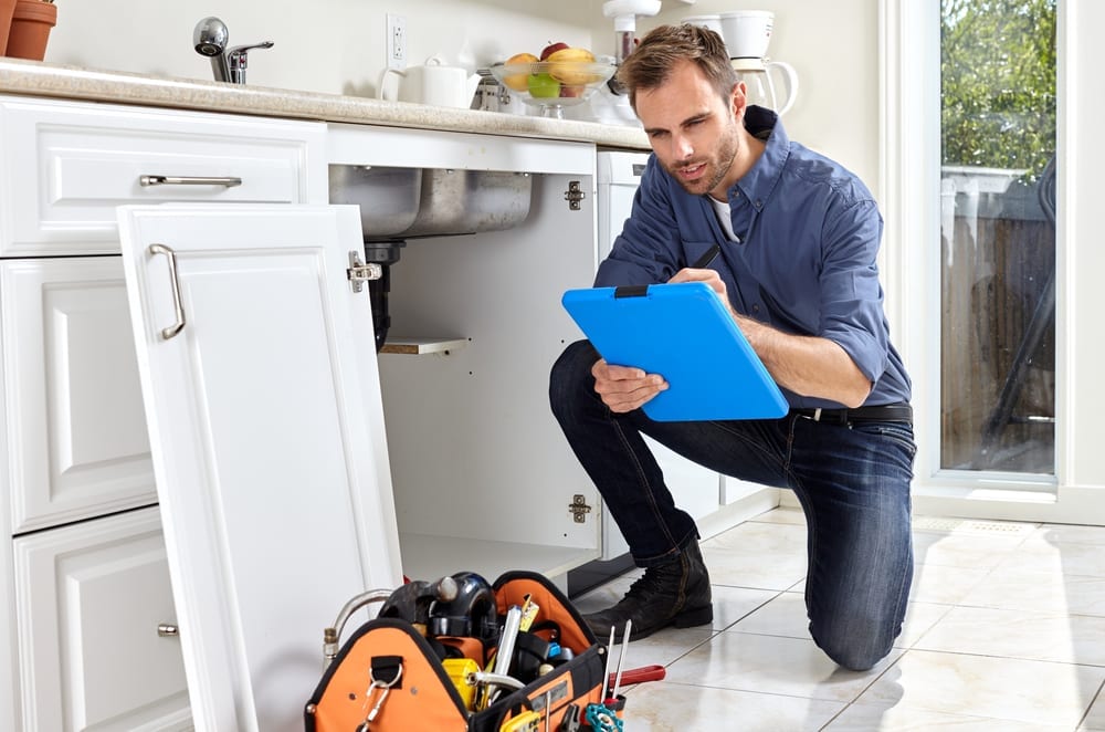 The Benefits of Using Professional Water Damage Restoration Services