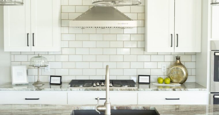 Home 101: 5 Ways To Clean Your Tiles At Home