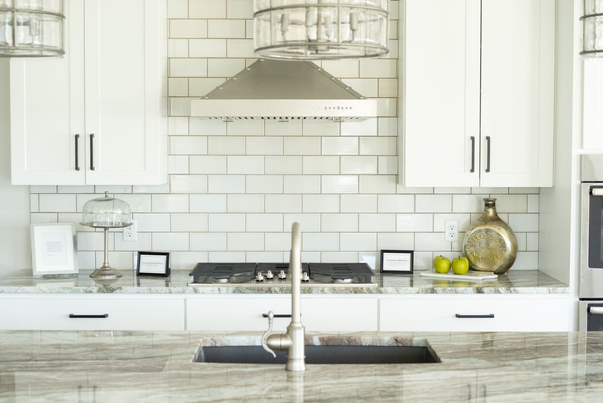 Home 101: 5 Ways To Clean Your Tiles At Home