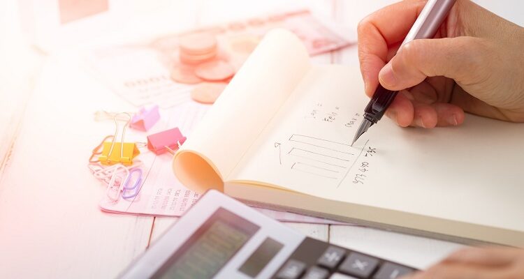 Advantages and Disadvantages of a Square Root Calculator