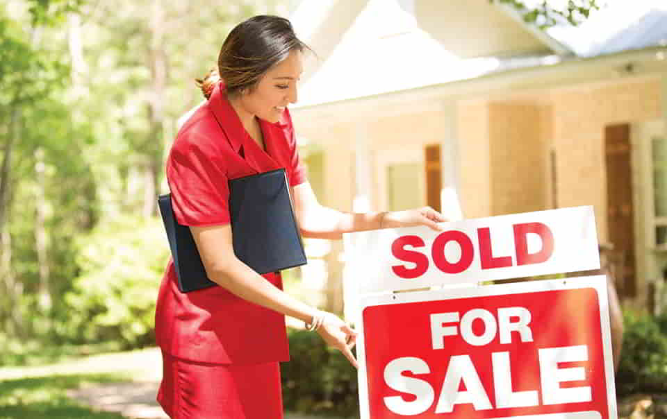 Reasons you Should Buy a House Through a Real Estate Agent