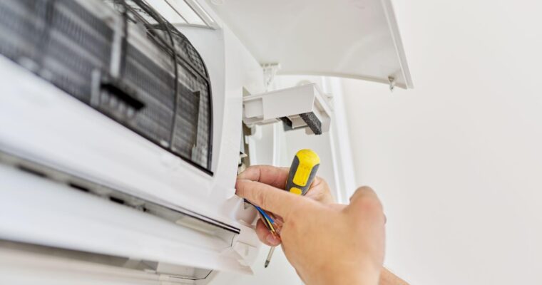 Step by Step Guide for Maintaining Your Air Conditioners