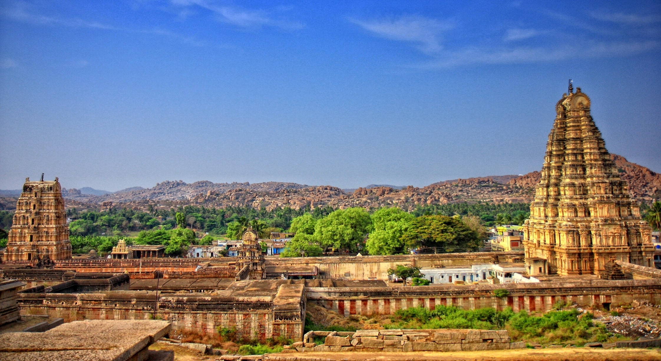 Hampi tour package from Bangalore: