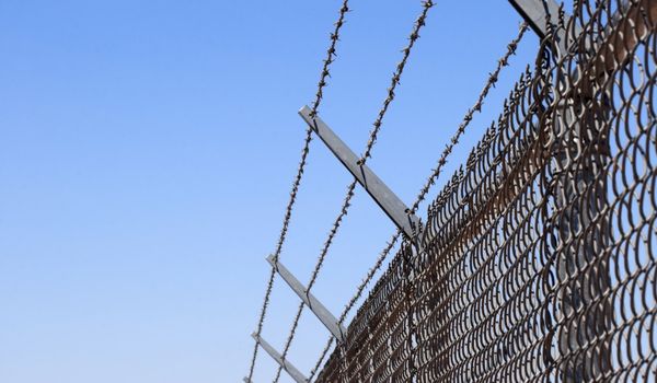 5 Simple Steps to Install a Great Security Fencing Brisbane Around Your House