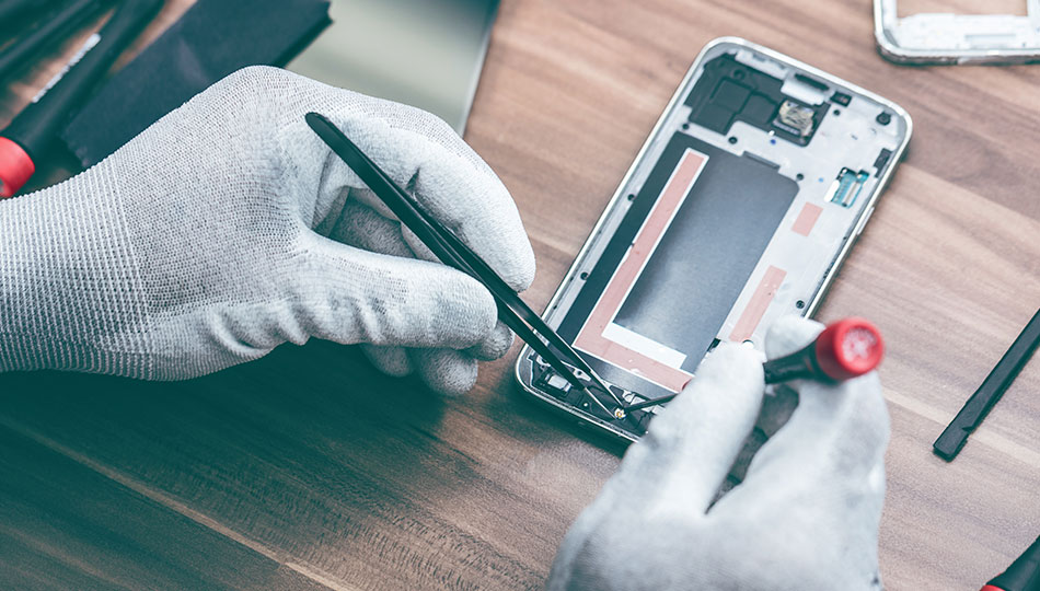 4 Smartphone Repairs That Are Possible To Do Yourself