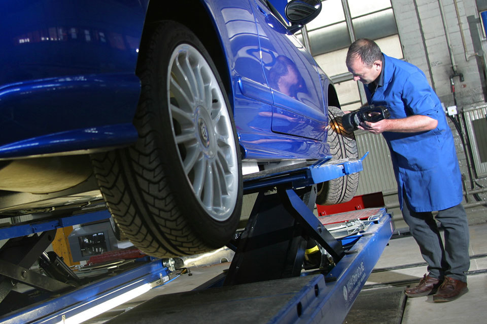 What Are the Best Ways to Check Your Vehicle’s MOT Status and History?