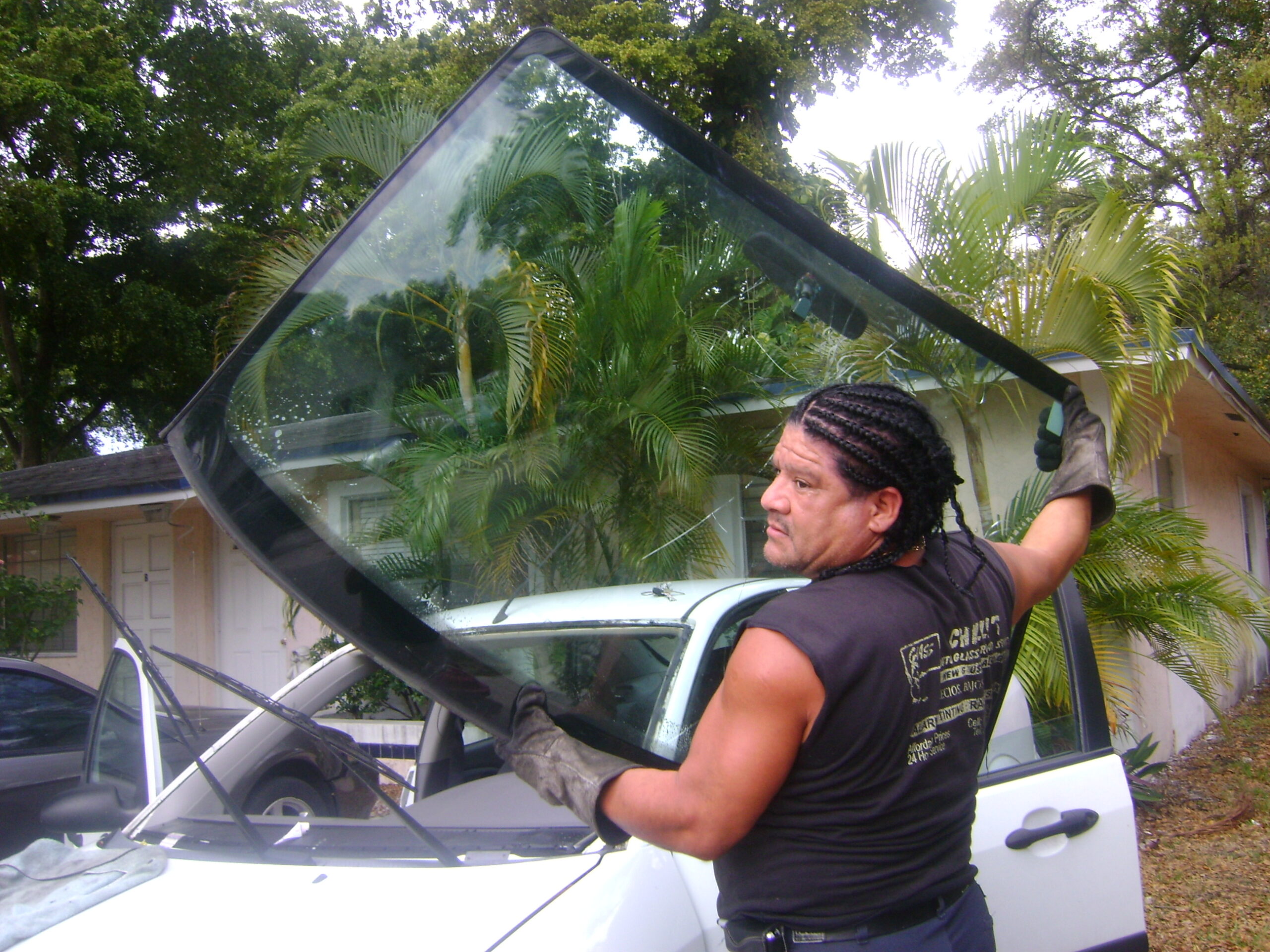 Beat the Heat with a Quick and Easy Windshield Replacement Service