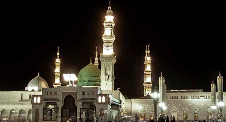 Cheap Umrah Packages with Flights from UK: Islamic Travel Offers All Inclusive Options 