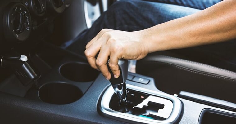 9 Tips That Will Help You Keep Your Old Car Running Well