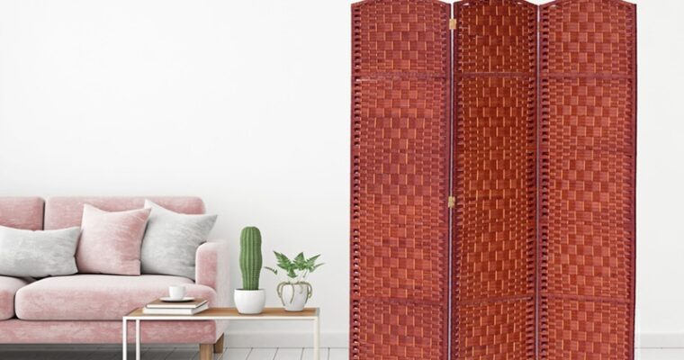 The Benefits of Using a 3 Panel Privacy Screen