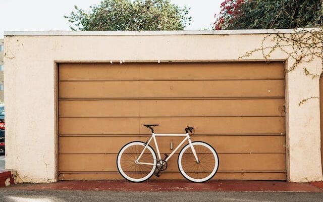 6 Garage Door Security Tips for Homeowners