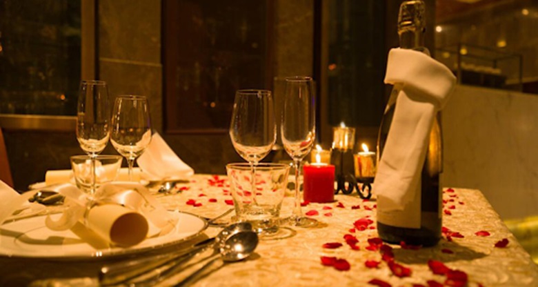 Private Romantic Dining At Taj