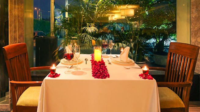 Romantic Candlelight Dinner At Sarovar Portico