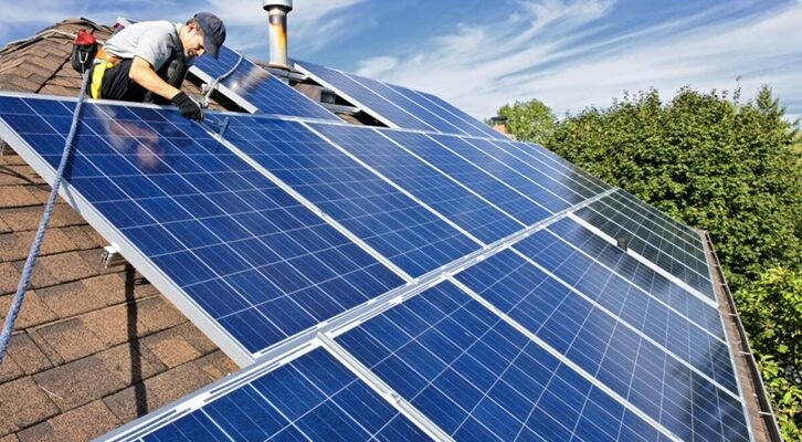 How Much Does Solar Panel Price in Delhi?