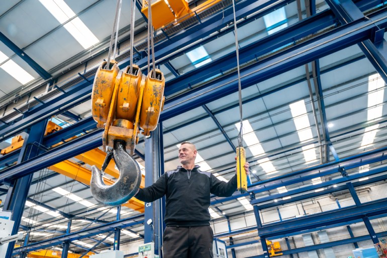 The Crucial Role of Wire Rope Hoists Across Diverse Sectors
