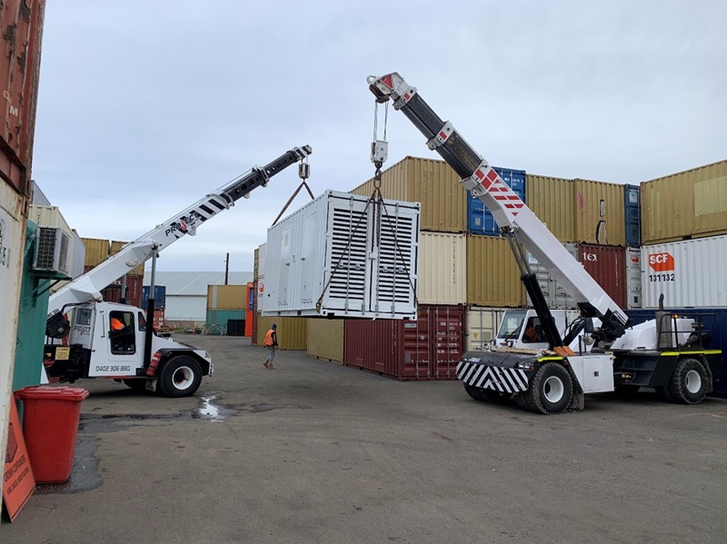 How to Make the Most Out of Your Mini Crane Hire Experience