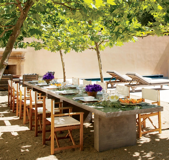 How to Pair Outdoor Dining Tables with Pergolas for All-Season Use in the UK